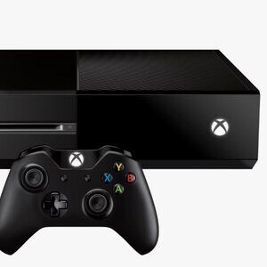 Xbox one- two controllers
